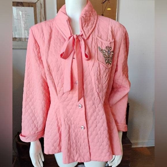 Albert & Albert Jackets & Blazers - Gorgeous 40's Quilted Coral Jacket Size M/L.
